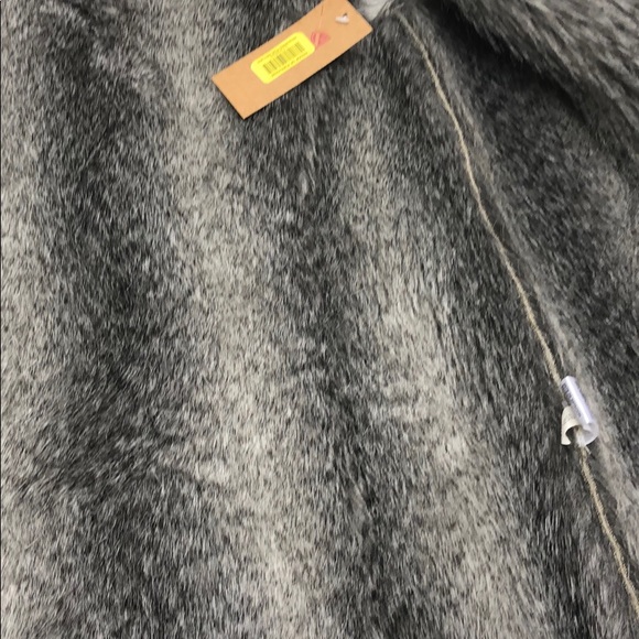 Cremieux Vest Glitz and Glam New - Picture 7 of 7